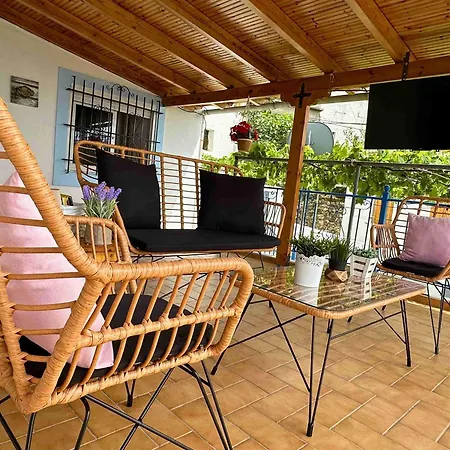 Kalderimi View House Holiday home