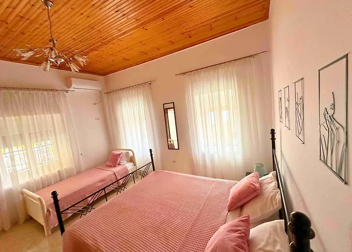 Kalderimi View House *